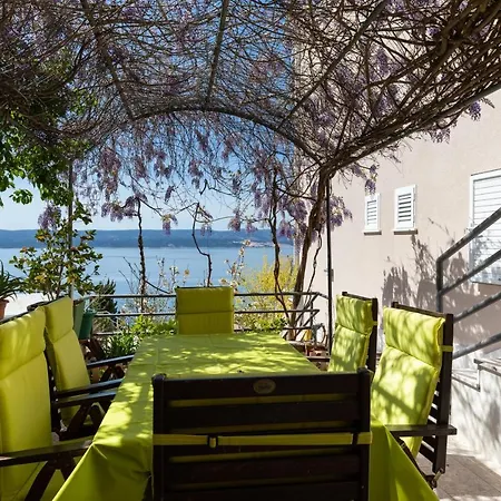 Apartments With A Parking Space Mimice, Omis - 2805 Mimice