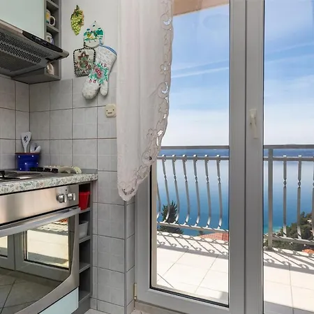 With Parking Space - Omis - 2805 Appartement